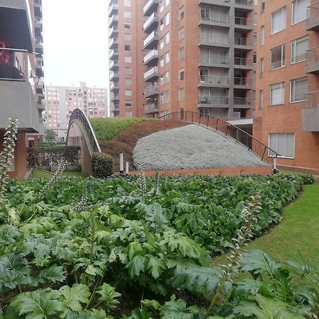 Residencia Aeropuerto Bogotá: Habitación Privada con Zonas Comunes Apartment Exterior photo